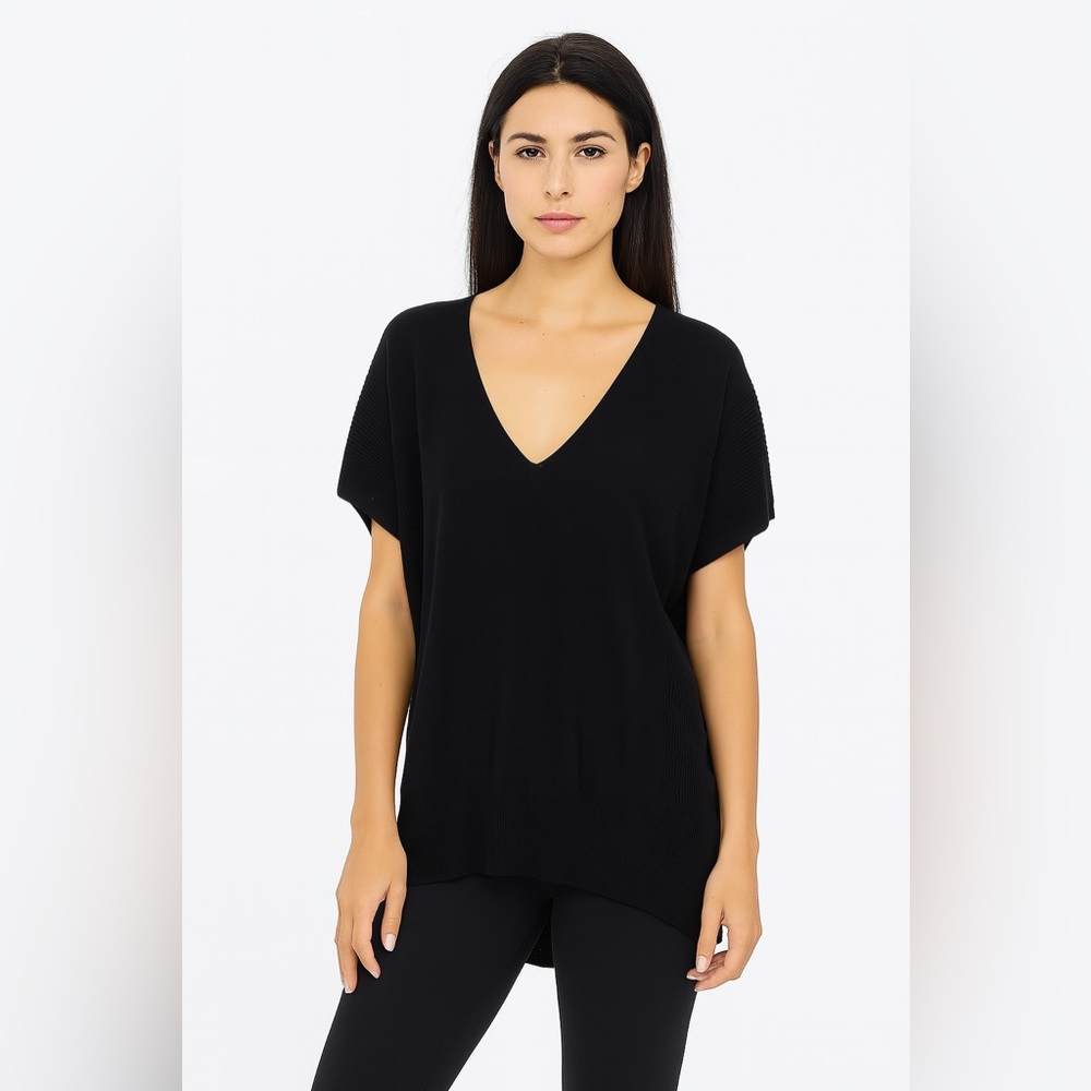 VINCE Pullover Short Sleeved Top